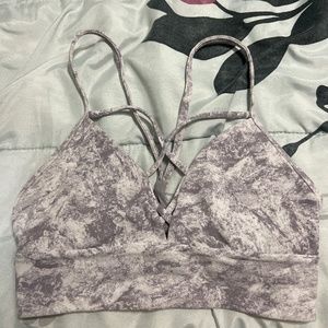 Lululemon sports bra